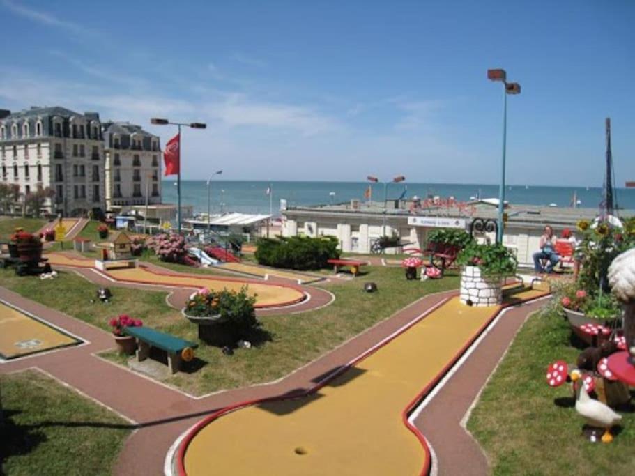 Appartement Duplex Cosy Au Calme A 50M De La Plage Houlgate Dış mekan fotoğraf